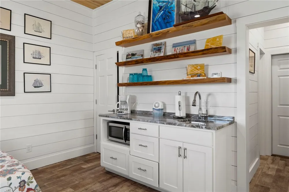140 Bay Harbor Drive Aransas Pass, TX 78336