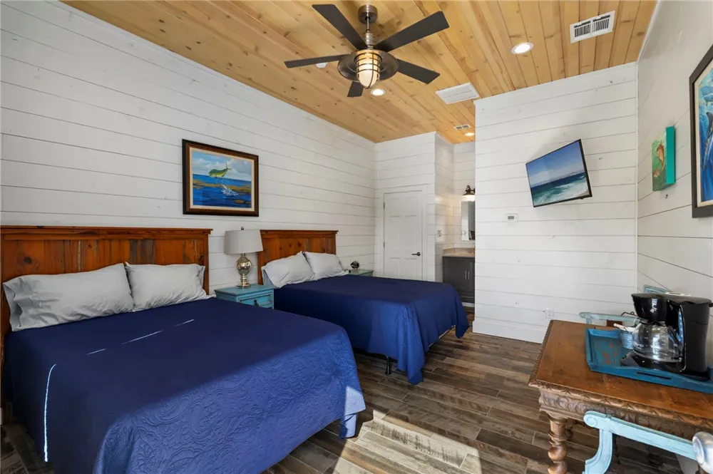 140 Bay Harbor Drive Aransas Pass, TX 78336