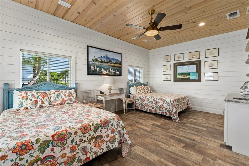 140 Bay Harbor Drive Aransas Pass, TX 78336
