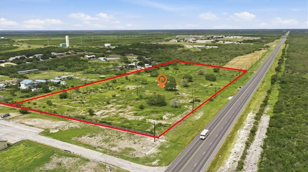 3187 Highway 72 Three Rivers, TX 78071