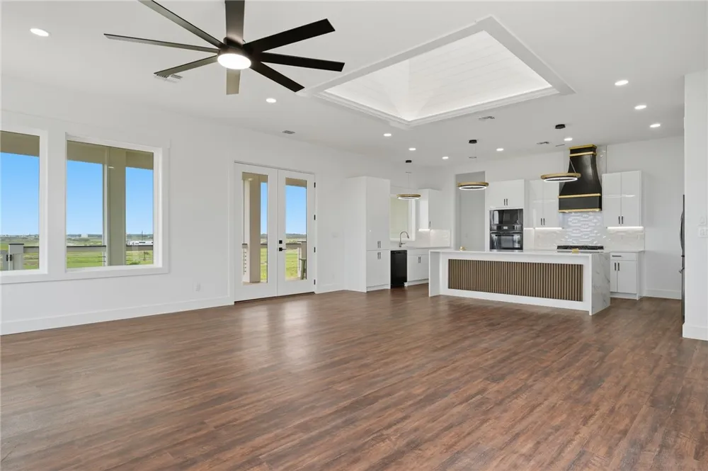 113 Port St Claire Aransas Pass, TX 78336