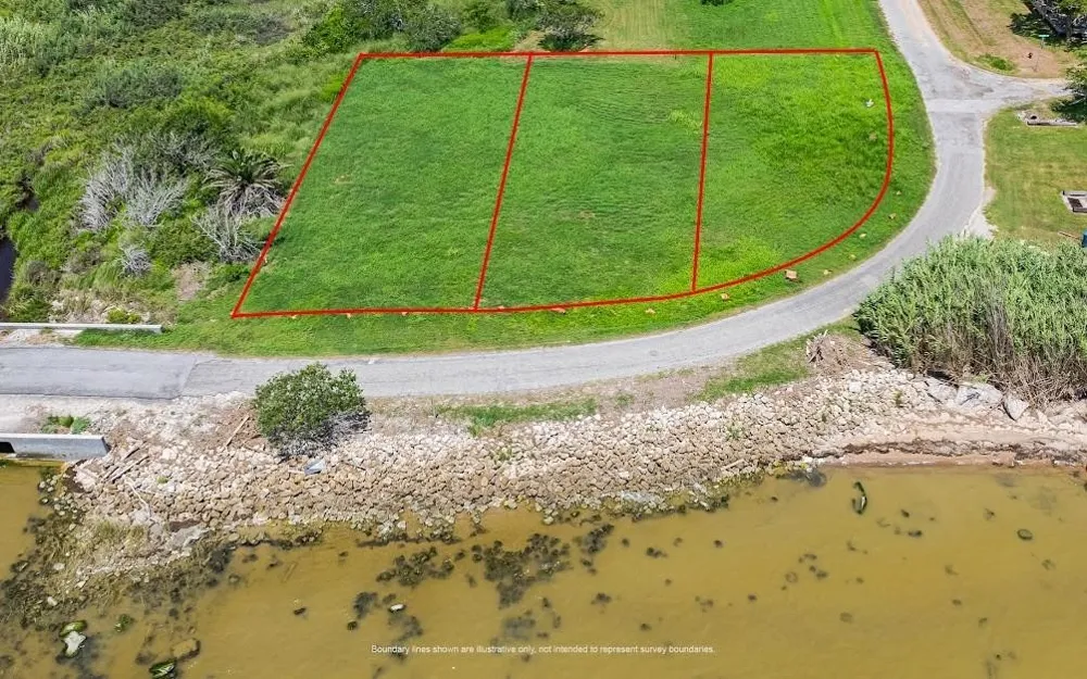 627 Copano Drive Bayside, TX 78340