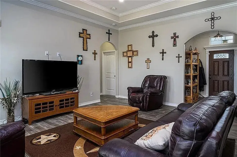 2131 Morgan Ingleside, TX 78362