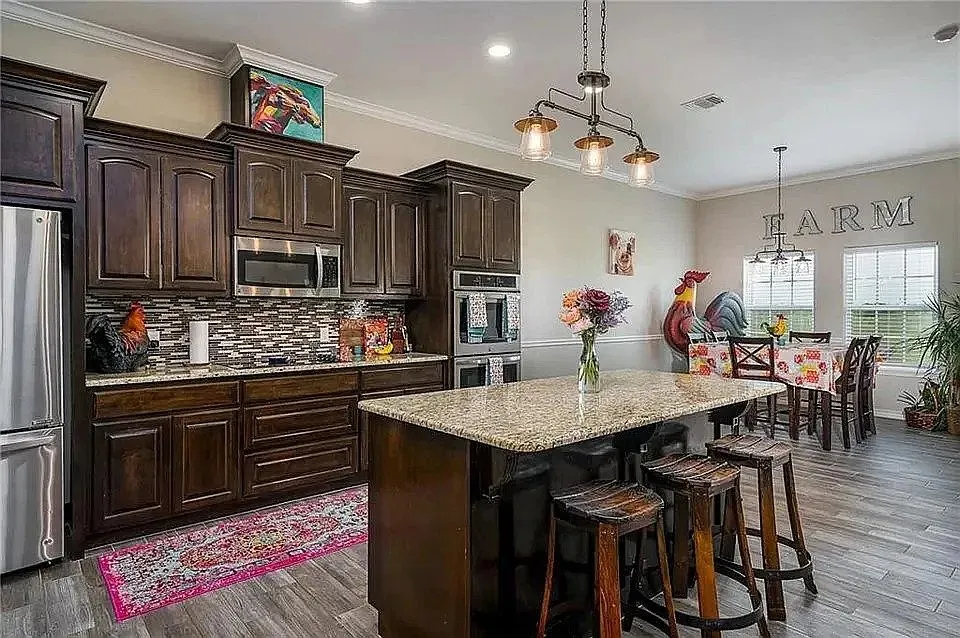 2131 Morgan Ingleside, TX 78362