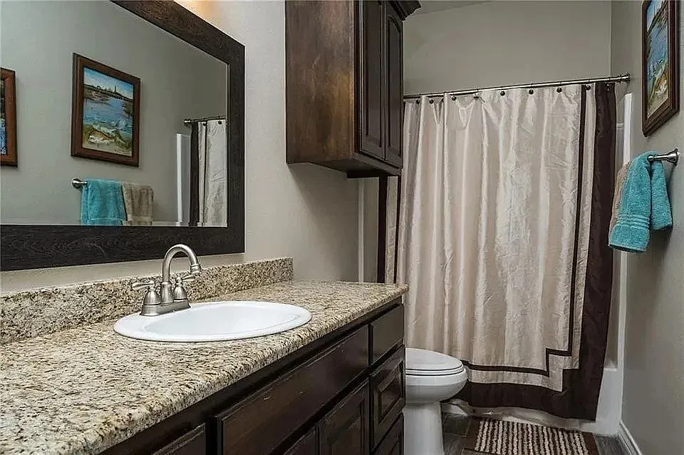 2131 Morgan Ingleside, TX 78362