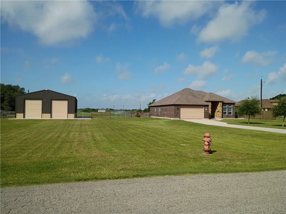 2131 Morgan Ingleside, TX 78362