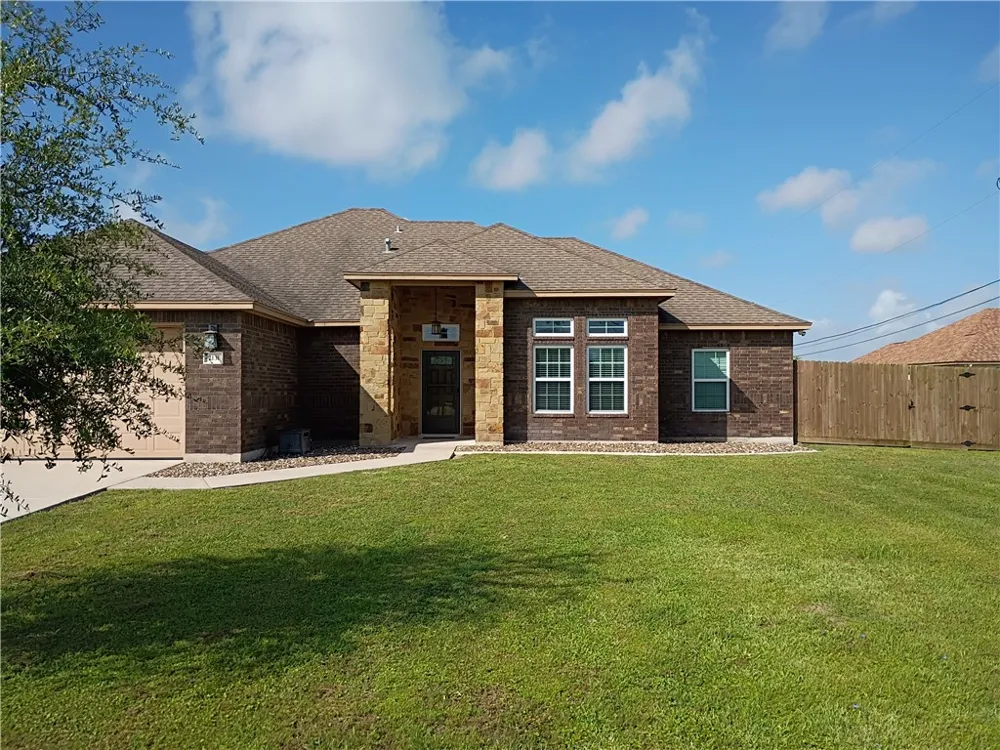 2131 Morgan Ingleside, TX 78362