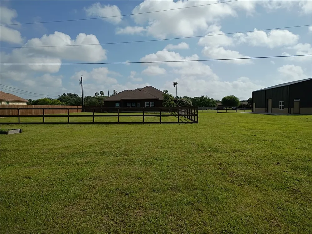 2131 Morgan Ingleside, TX 78362