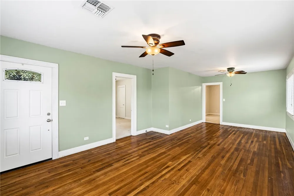 805 Cook Odem, TX 78370
