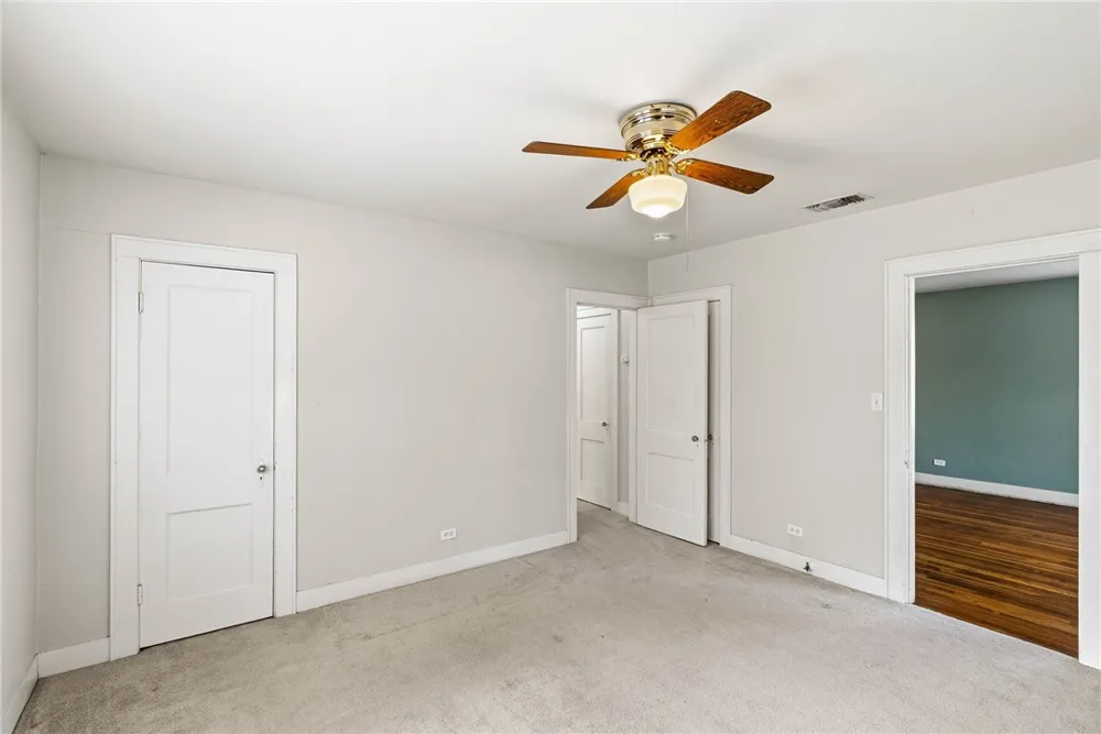 805 Cook Odem, TX 78370