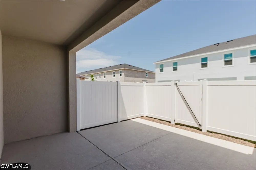 WHITE PEARL ROAD Punta Gorda, FL 33982