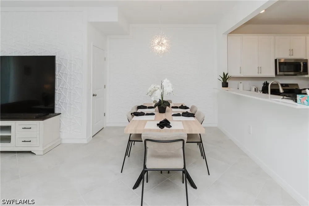 WHITE PEARL ROAD Punta Gorda, FL 33982