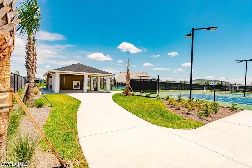 WHITE PEARL ROAD Punta Gorda, FL 33982