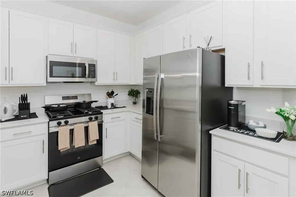 WHITE PEARL ROAD Punta Gorda, FL 33982