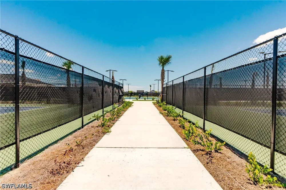 WHITE PEARL ROAD Punta Gorda, FL 33982