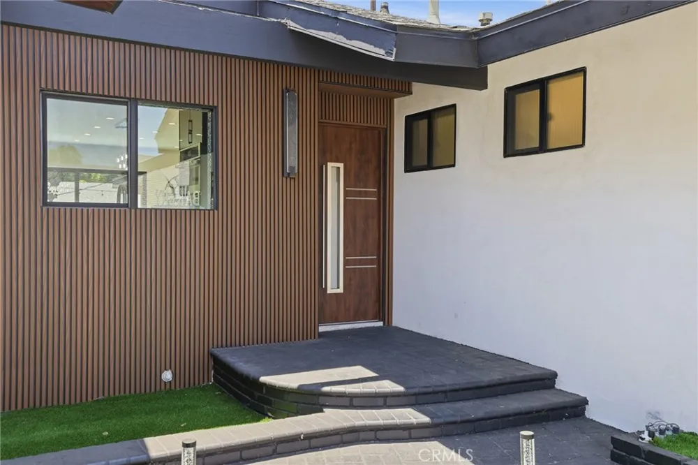19806 Needles Chatsworth, CA 91311