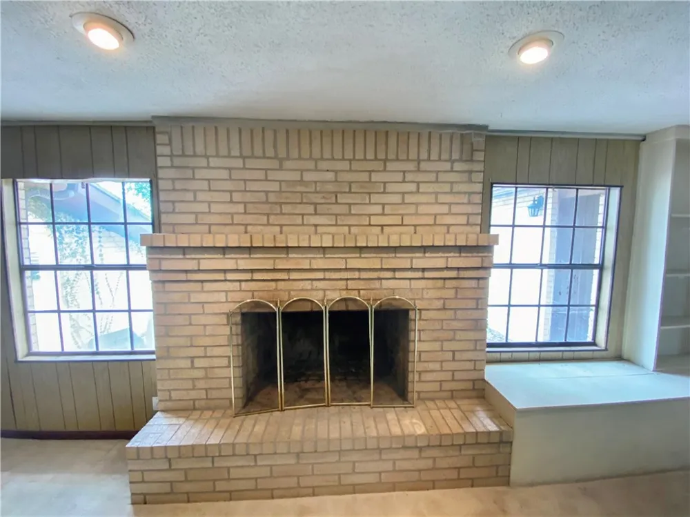 908 Fannin Street George West, TX 78022