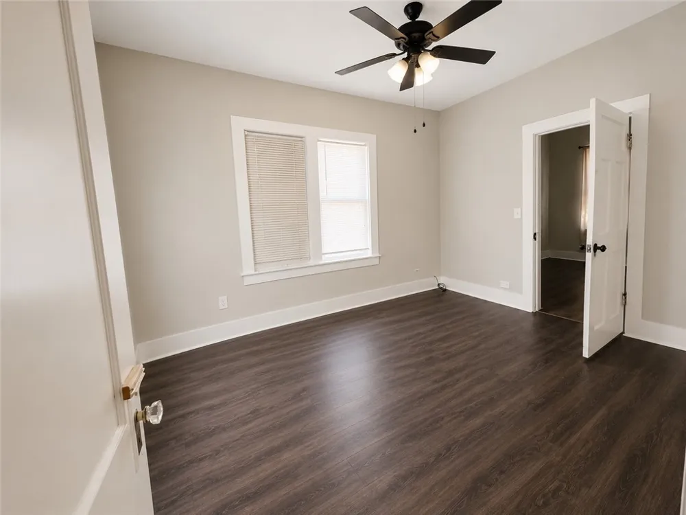 542 Mcintyre Avenue Taft, TX 78390