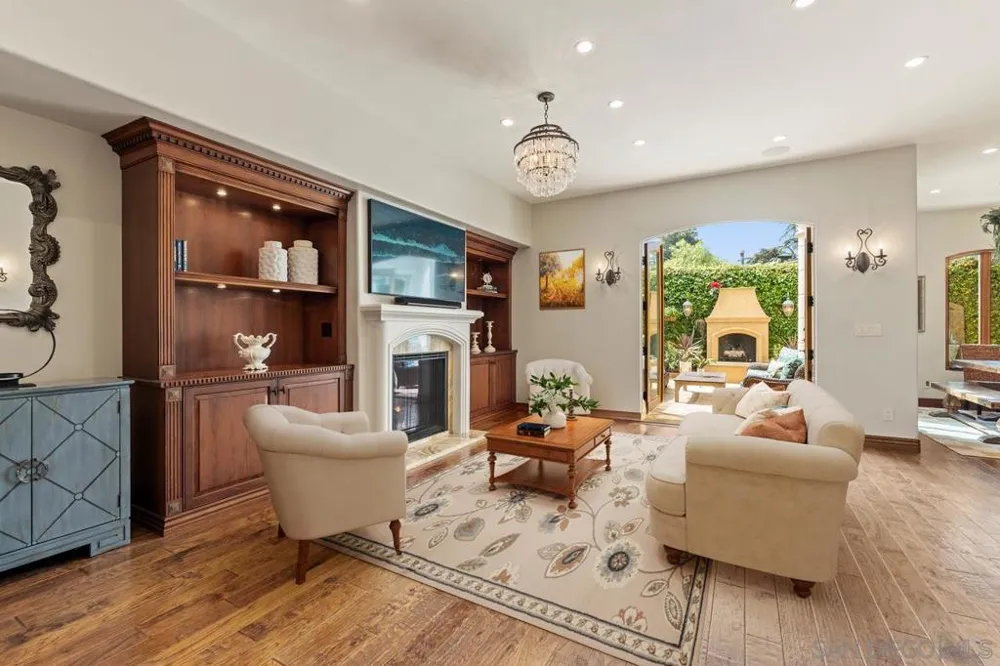7964 Prospect La Jolla, CA 92037