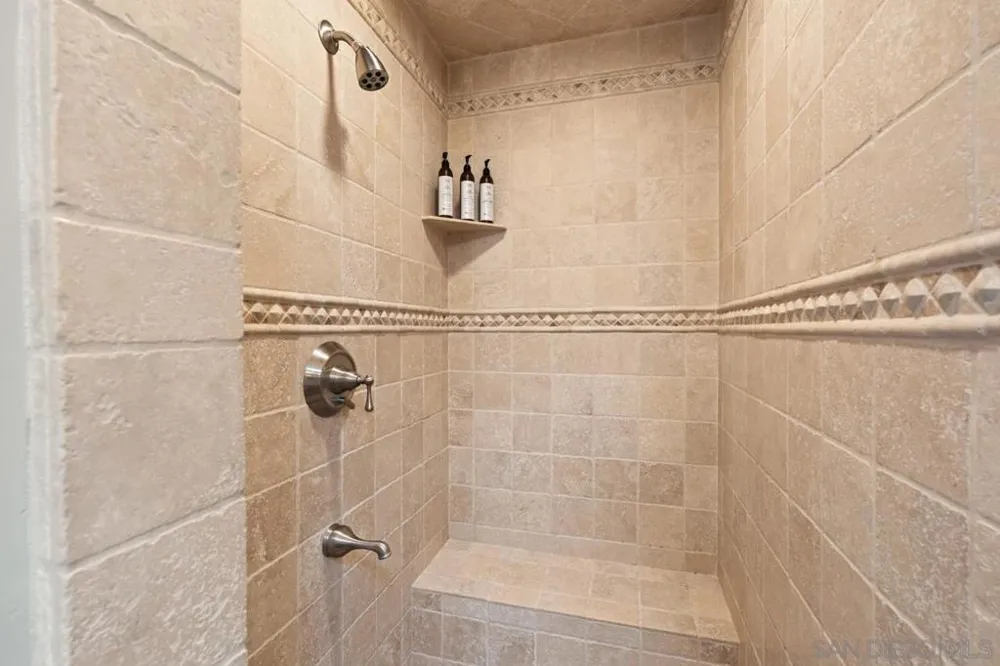 7964 Prospect La Jolla, CA 92037