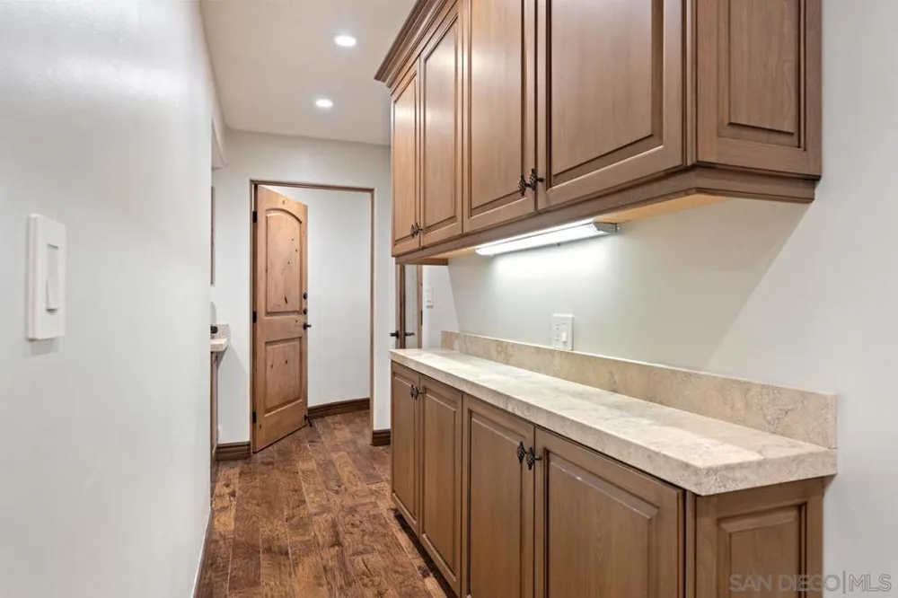 7964 Prospect La Jolla, CA 92037