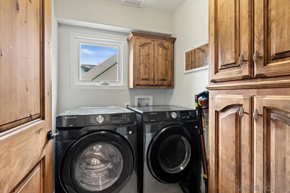7964 Prospect La Jolla, CA 92037