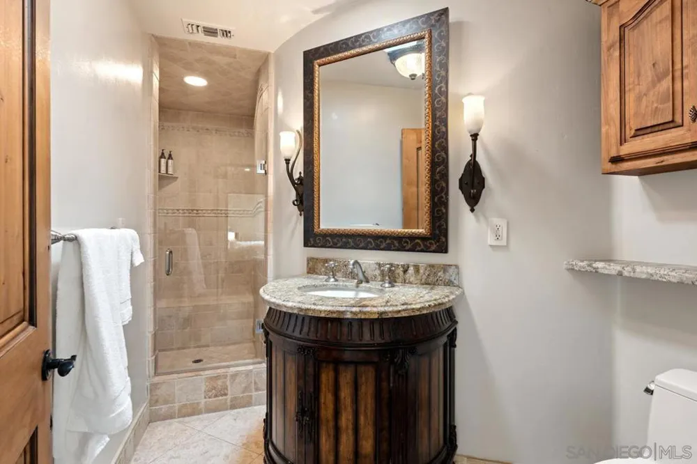 7964 Prospect La Jolla, CA 92037