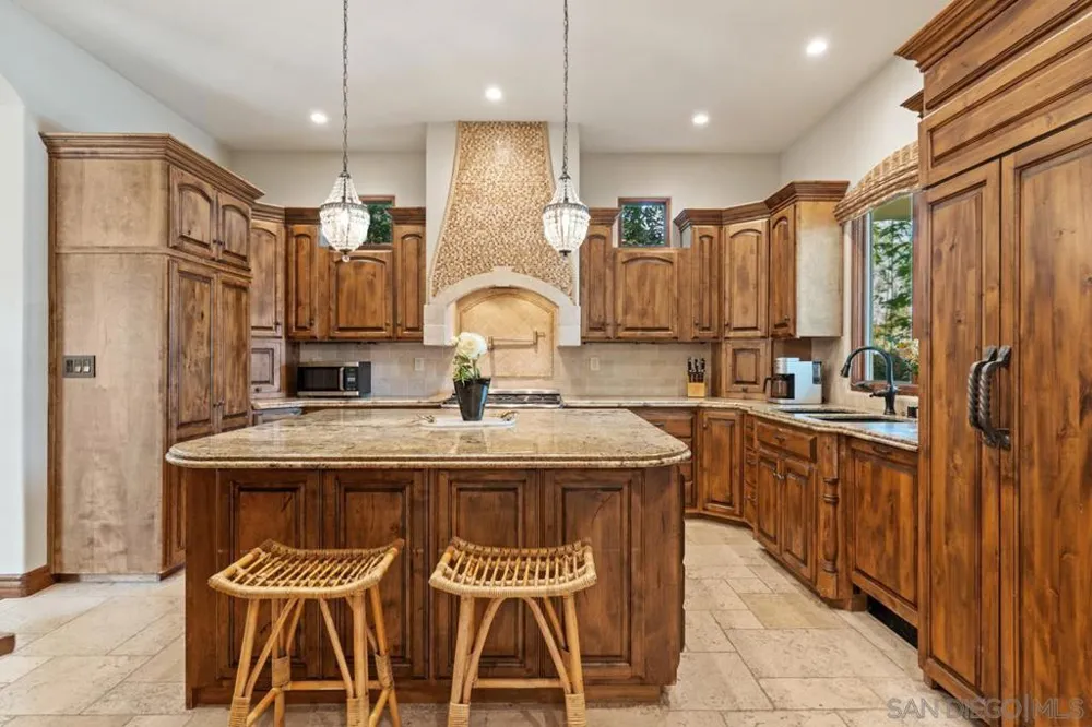 7964 Prospect La Jolla, CA 92037