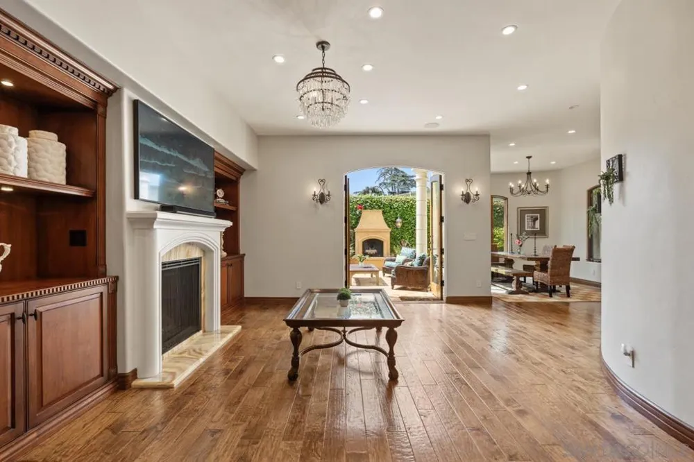 7964 Prospect La Jolla, CA 92037
