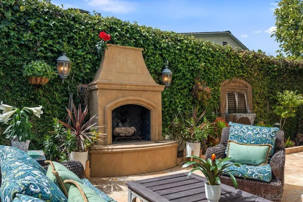 7964 Prospect La Jolla, CA 92037