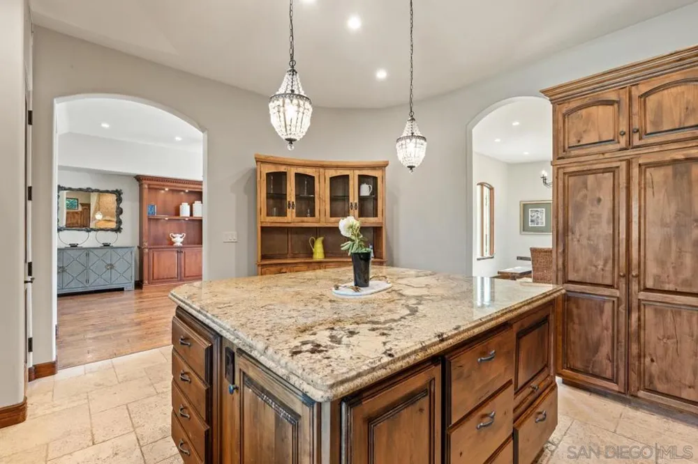 7964 Prospect La Jolla, CA 92037