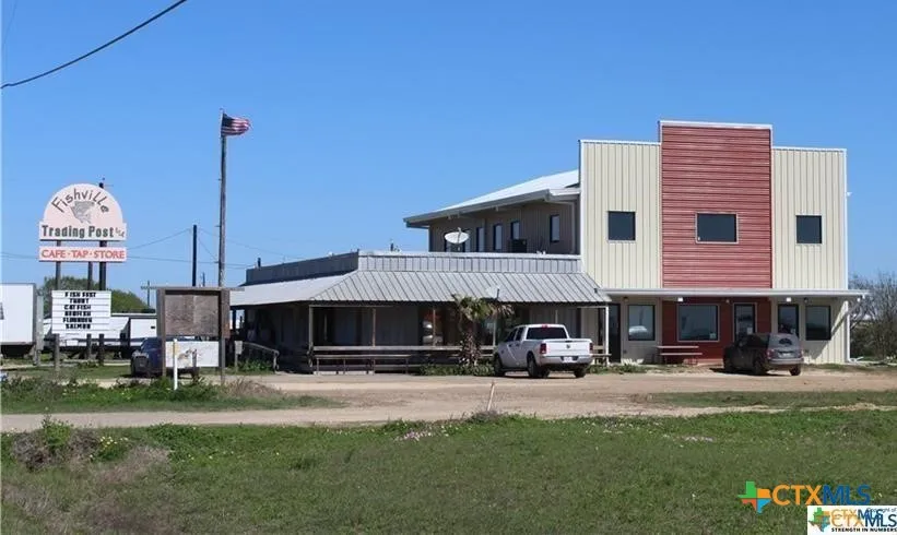 117 Tiger Shark Palacios, TX 77465