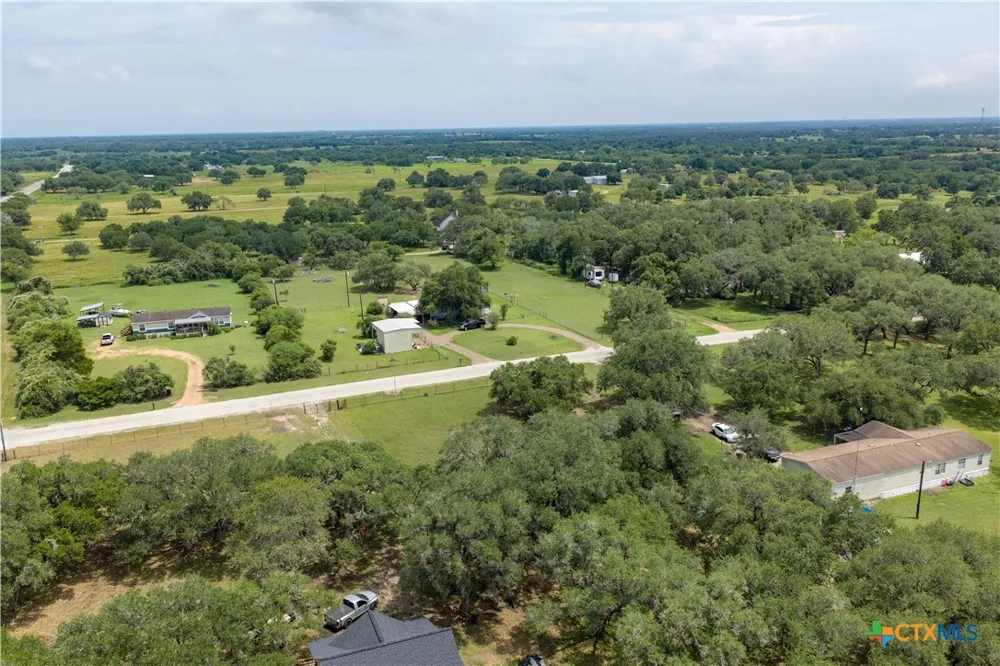 John Wayne Trail Victoria, TX 77905