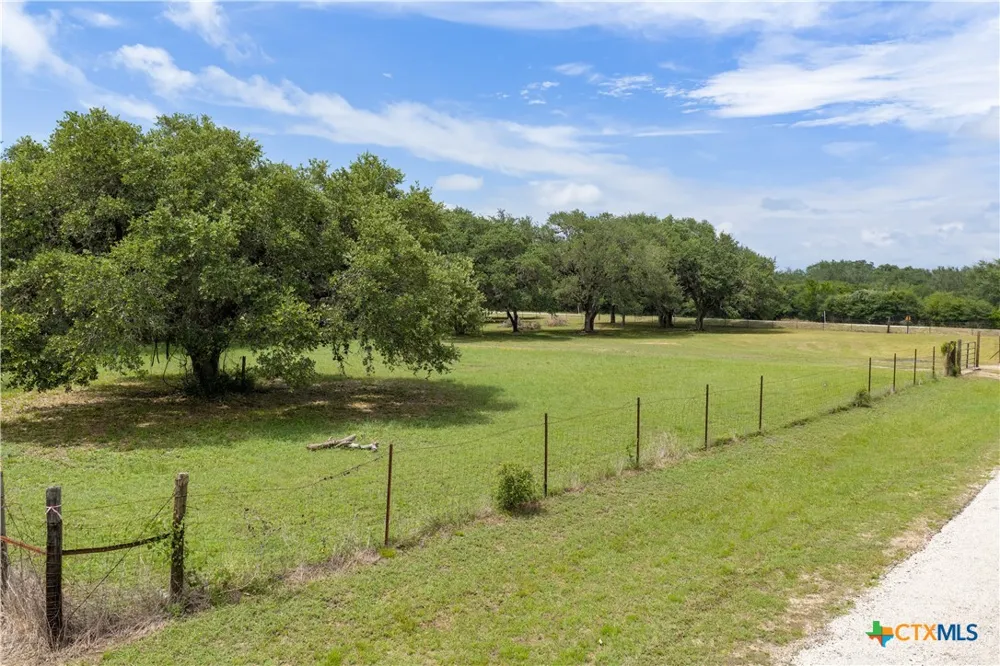 John Wayne Trail Victoria, TX 77905