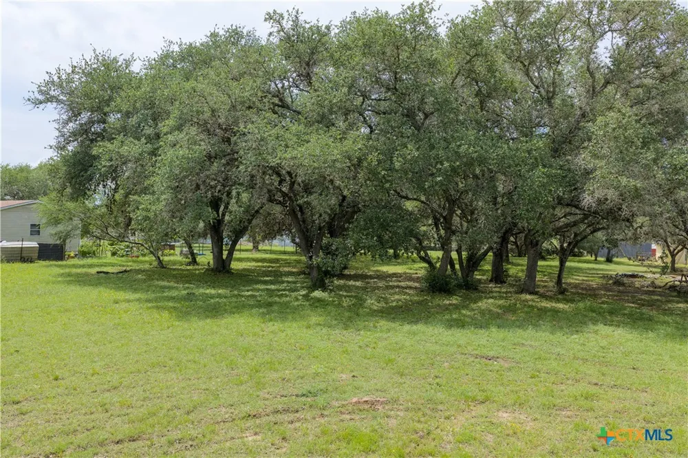 John Wayne Trail Victoria, TX 77905