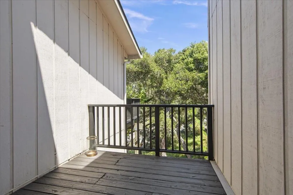 29 Los Encinos Drive Del Rey Oaks, CA 93940