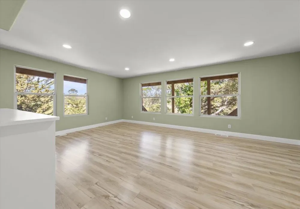 29 Los Encinos Drive Del Rey Oaks, CA 93940