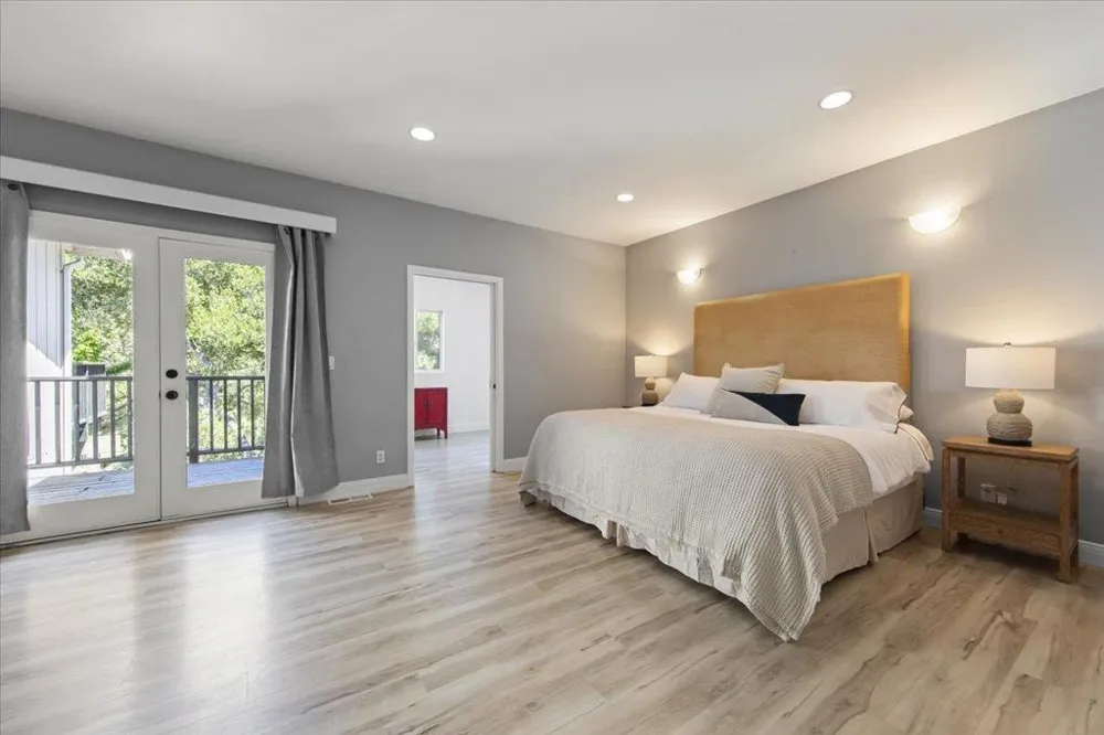 29 Los Encinos Drive Del Rey Oaks, CA 93940