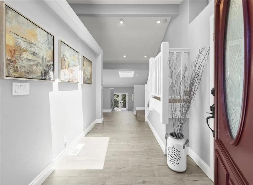 29 Los Encinos Drive Del Rey Oaks, CA 93940