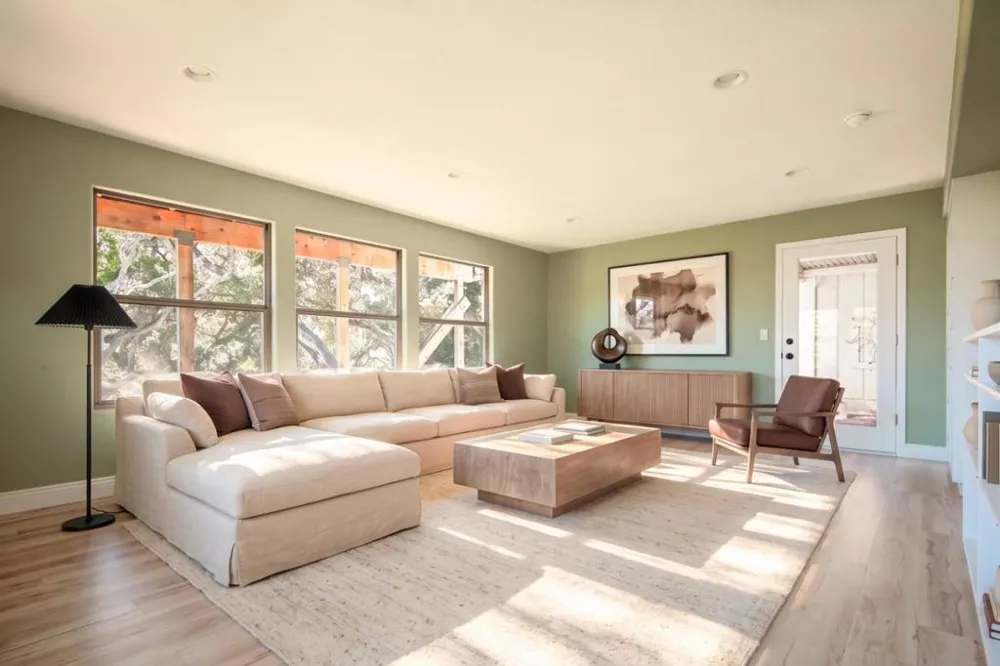 29 Los Encinos Drive Del Rey Oaks, CA 93940