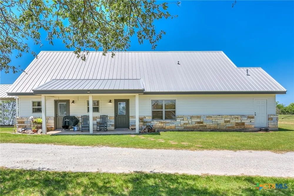 16967 CR 290 Zephyr, TX 76890