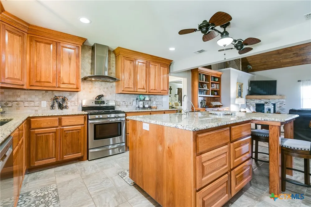 16967 CR 290 Zephyr, TX 76890