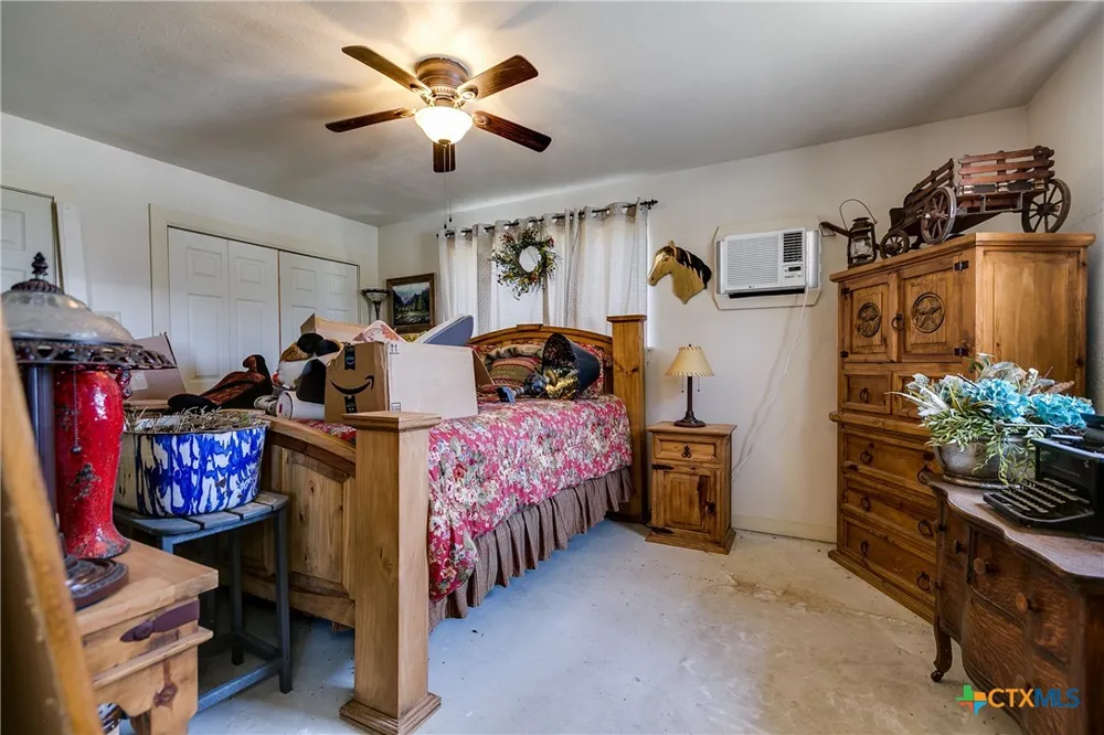 16967 CR 290 Zephyr, TX 76890