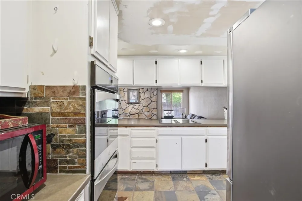 1421 El Pueblo Drive Modesto, CA 95355