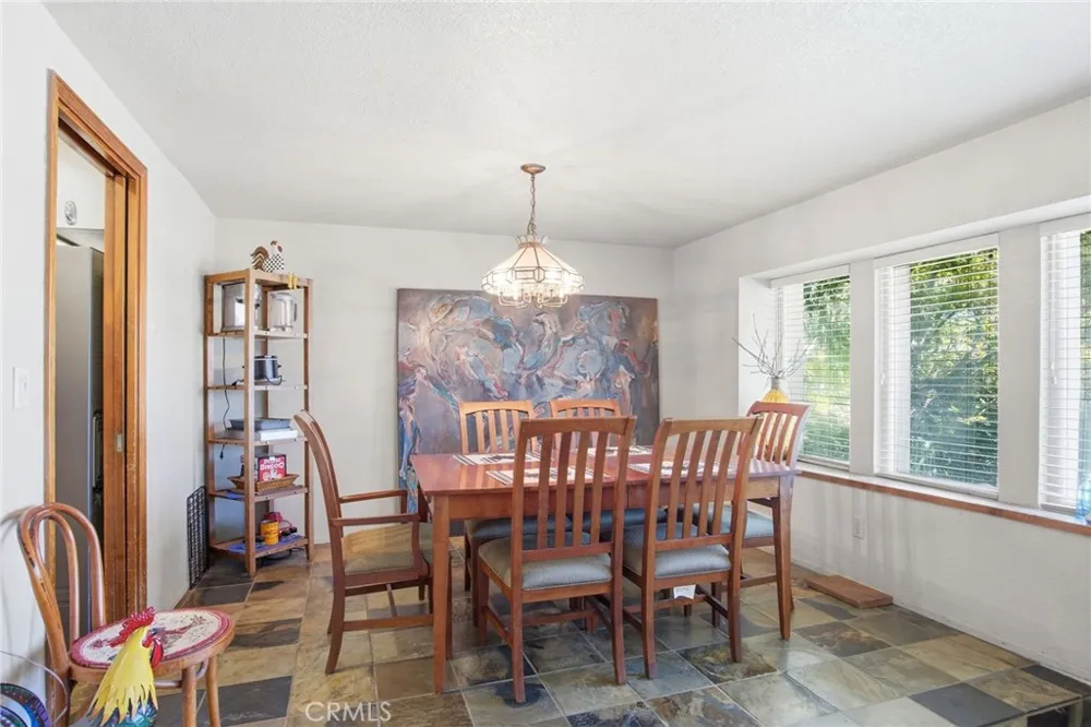 1421 El Pueblo Drive Modesto, CA 95355