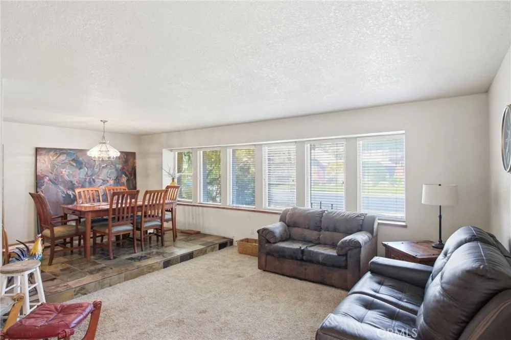 1421 El Pueblo Drive Modesto, CA 95355