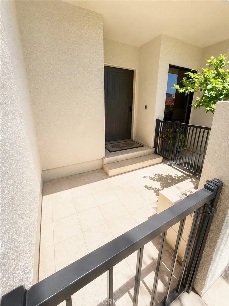 2451 Century Los Angeles, CA 90067