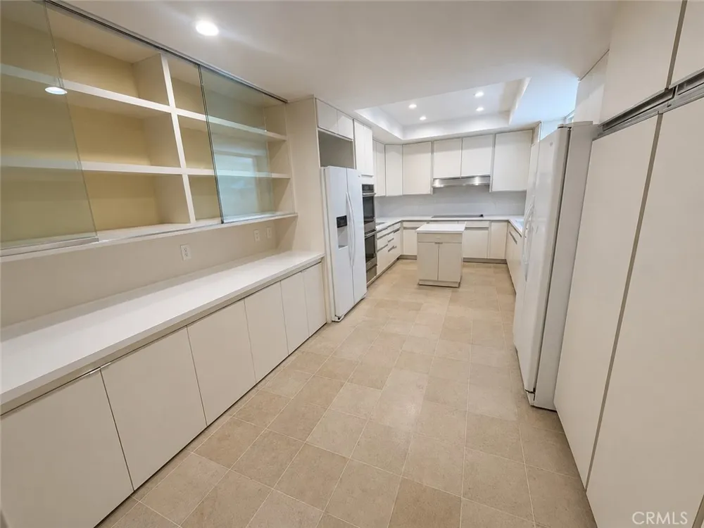 2451 Century Los Angeles, CA 90067