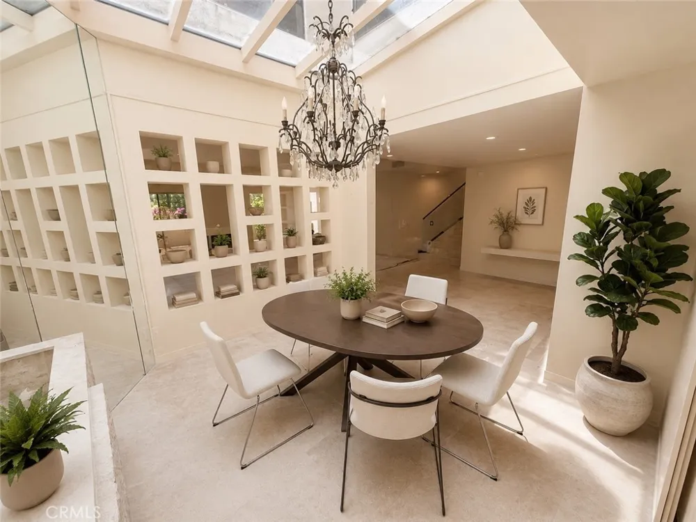 2451 Century Los Angeles, CA 90067