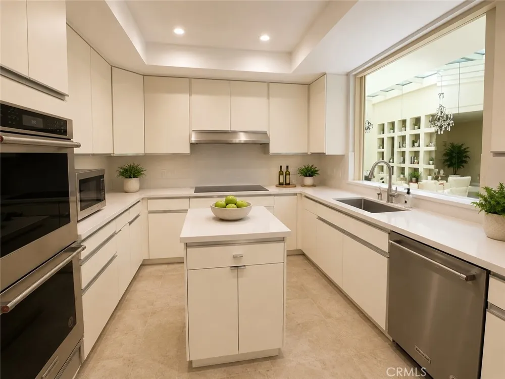 2451 Century Los Angeles, CA 90067